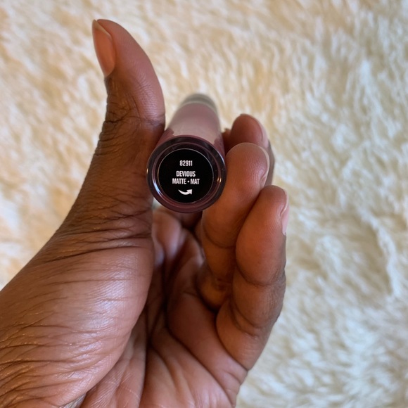 Bare minerals matte lip color in devious✨😊 - Picture 2 of 2